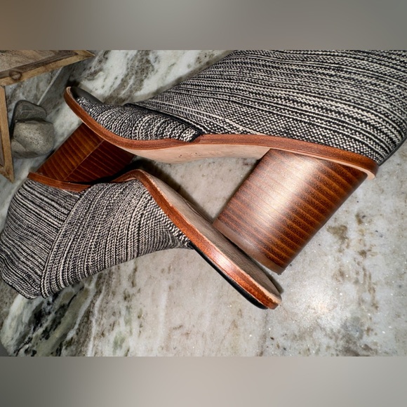 Matt Bernson Jette Black/ White Open toe Heel Bootie 8 - Picture 7 of 10